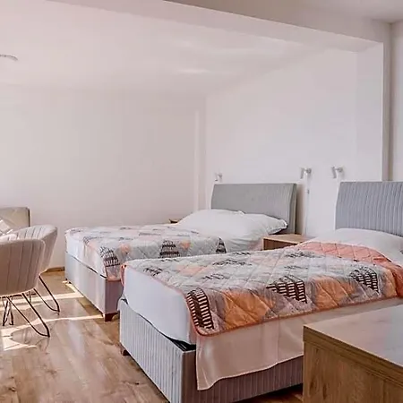 R Hotel Podgorica
