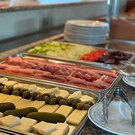 R Hotel Podgorica