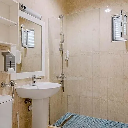 R Hotel Podgorica